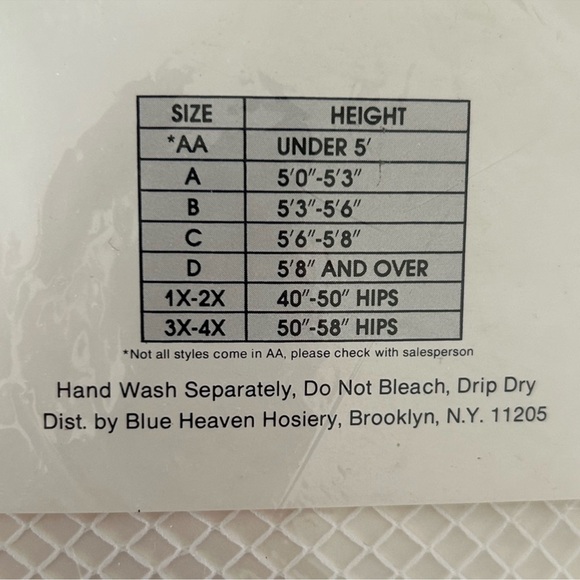 Vintage 80’s Sireco White Fishnet Stockings in Size S/M - NIP - Picture 6 of 8